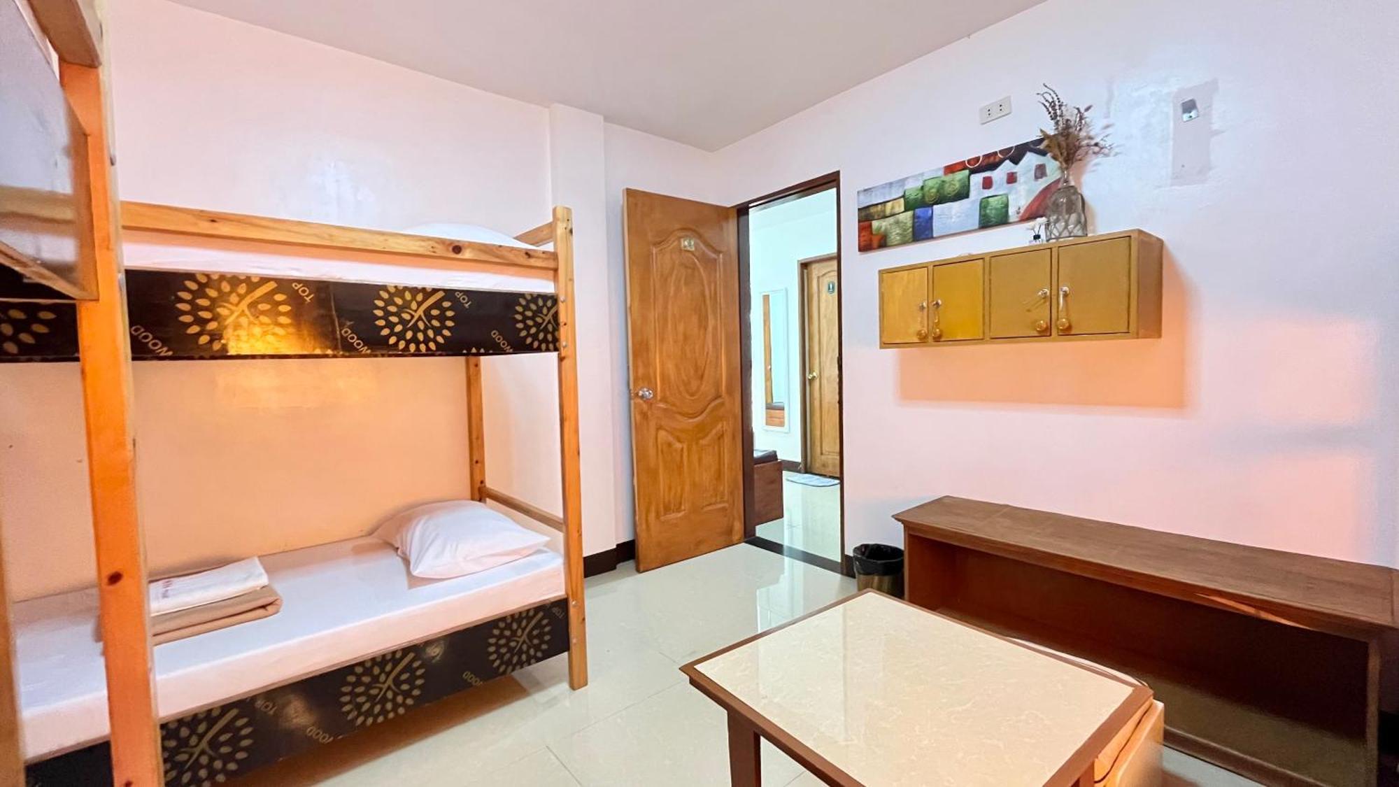 Mkb Pension Coron Exterior foto