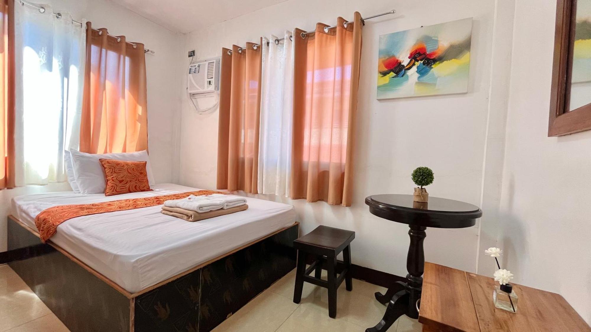 Mkb Pension Coron Exterior foto